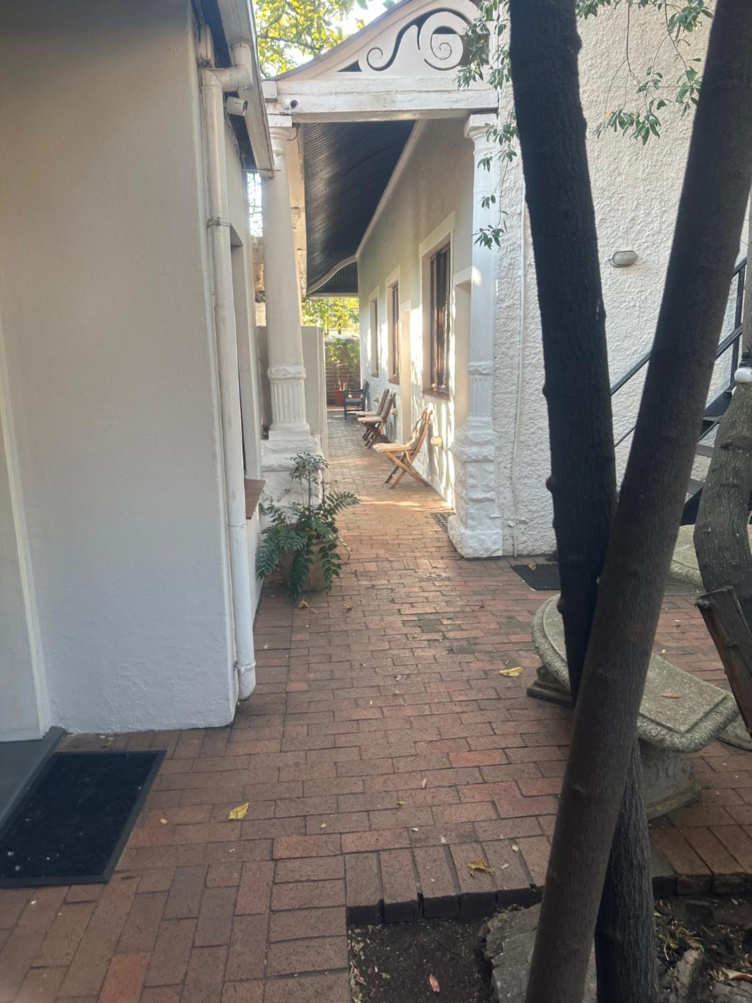 Melville Turret Guesthouse Johannesburg Bagian luar foto