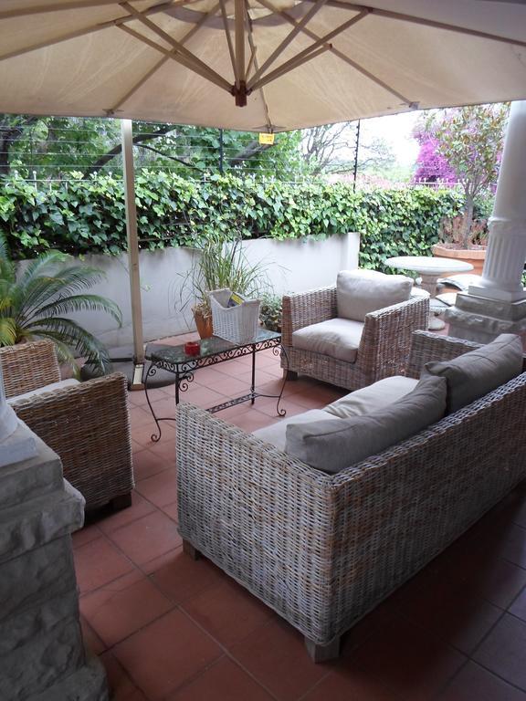 Melville Turret Guesthouse Johannesburg Bagian luar foto